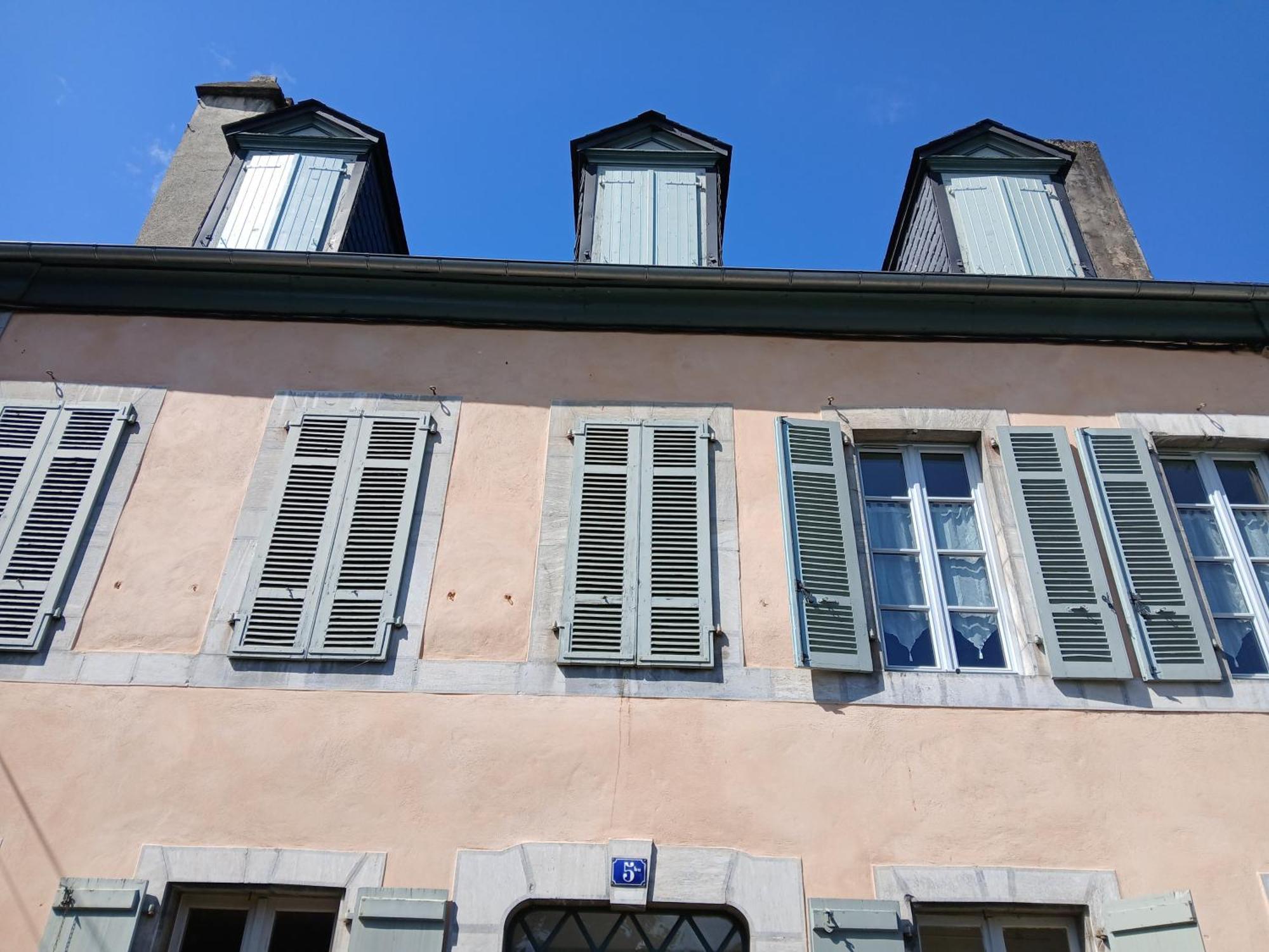Charmant Appartement Au Centre De Bagneres-De-Bigorre Bagnères-de-Bigorre Exterior foto